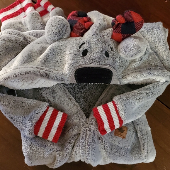 Adorable Christmas Reindeer Onesie - Picture 5 of 5